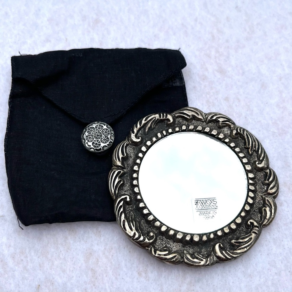 VTG TWO'S COMPANY ANTIQUED BLACK SILVER ROUND 3" MIRROR HANDHELD Flower Scroll